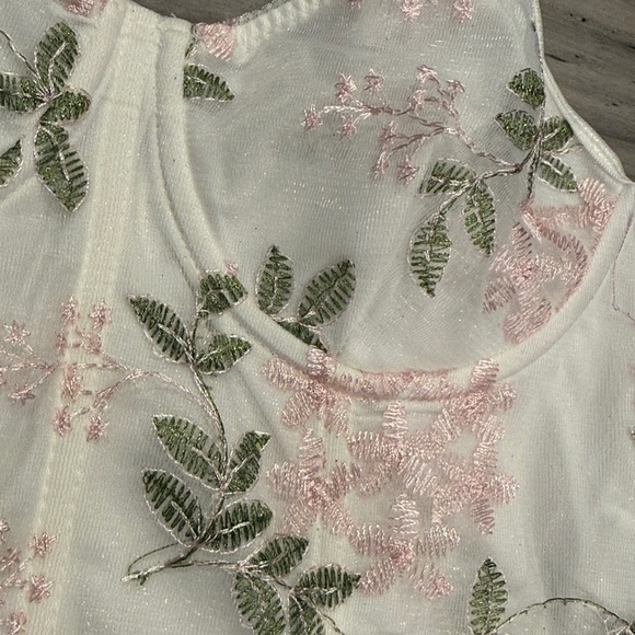 NWOT,SHEIN White Women Lace Bra Strapless Satin
Tube Top Crop Bustier Top Sheer. - Picture 3 of 9